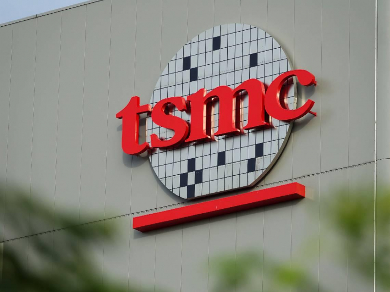 台積電全球市佔67.6％再創新高！營收年增1400億，淨利率破4成...一表看三星、中芯追得有多苦